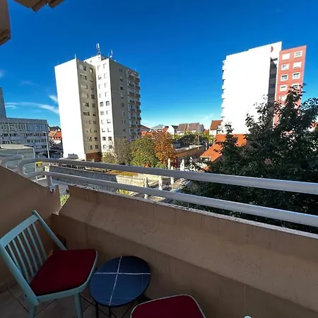 Lägenhet Backstage Győr