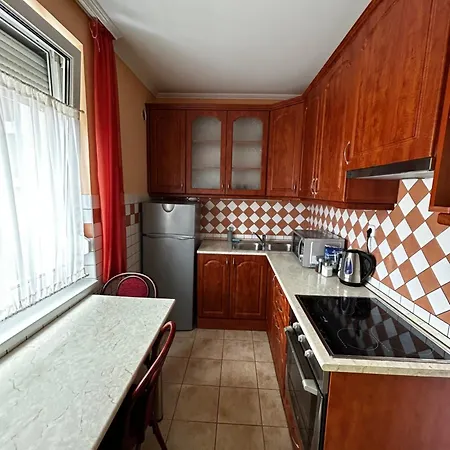 Backstage Lägenhet *